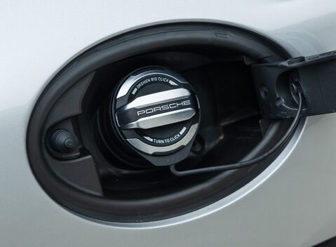 Porsche 718 SPYDER RS 33