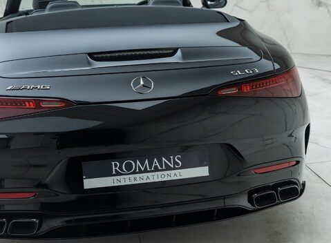 Mercedes-Benz SL Class SL63 AMG PERFORMANCE 32