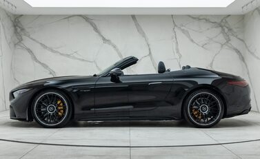 Mercedes-Benz SL Class SL63 AMG PERFORMANCE 6