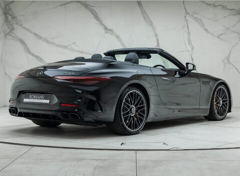 Mercedes-Benz SL Class SL63 AMG PERFORMANCE 9