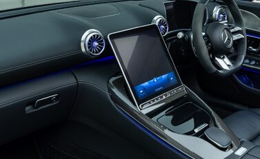 Mercedes-Benz SL Class SL63 AMG PERFORMANCE 22