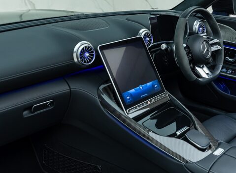 Mercedes-Benz SL Class SL63 AMG PERFORMANCE 22