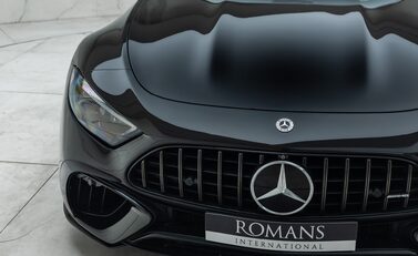 Mercedes-Benz SL Class SL63 AMG PERFORMANCE 31