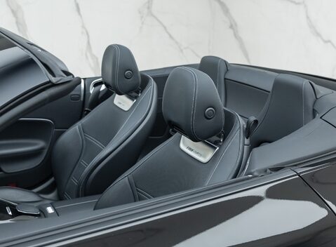 Mercedes-Benz SL Class SL63 AMG PERFORMANCE 34