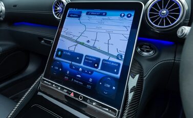 Mercedes-Benz SL Class SL63 AMG PERFORMANCE 24