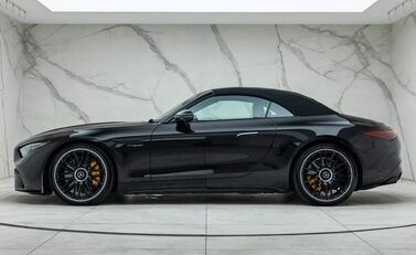 Mercedes-Benz SL Class SL63 AMG PERFORMANCE 7