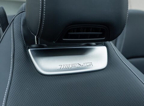 Mercedes-Benz SL Class SL63 AMG PERFORMANCE 19