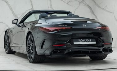 Mercedes-Benz SL Class SL63 AMG PERFORMANCE 13
