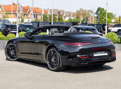 Mercedes-Benz SL Class SL63 AMG PERFORMANCE 4
