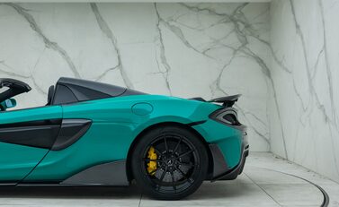 McLaren 600LT Spider 43