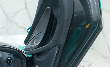 McLaren 600LT Spider 32