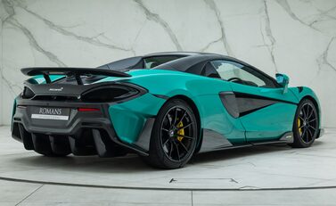 McLaren 600LT Spider 8