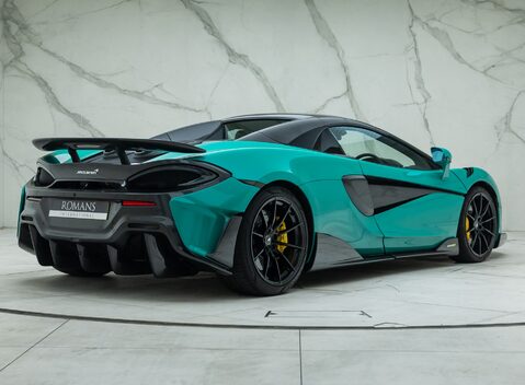 McLaren 600LT Spider 8