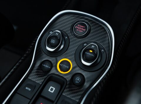 McLaren 600LT Spider 27