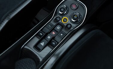 McLaren 600LT Spider 28