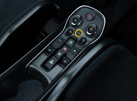 McLaren 600LT Spider 28