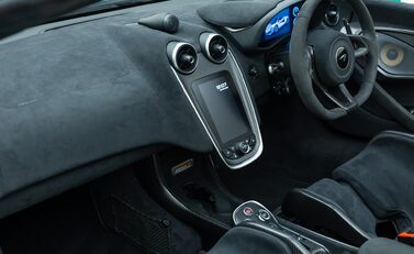 McLaren 600LT Spider 22