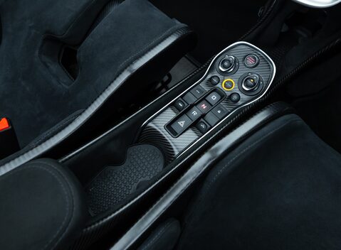 McLaren 600LT Spider 29