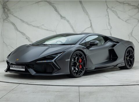 Lamborghini Revuelto 1