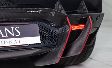 Lamborghini Revuelto 43