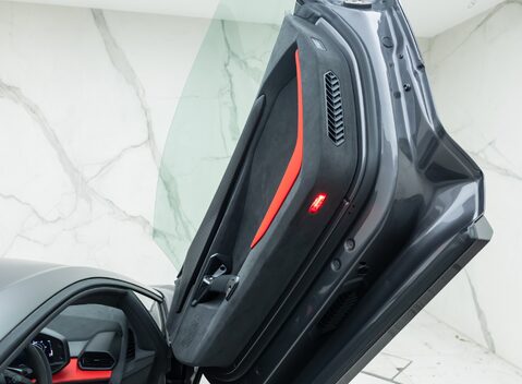 Lamborghini Revuelto 27