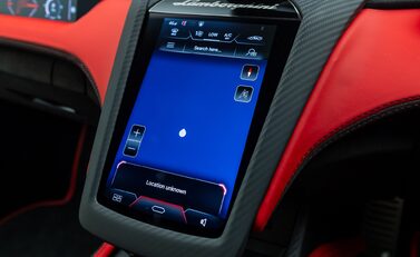 Lamborghini Revuelto 24