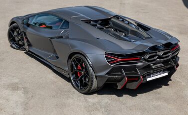 Lamborghini Revuelto 4