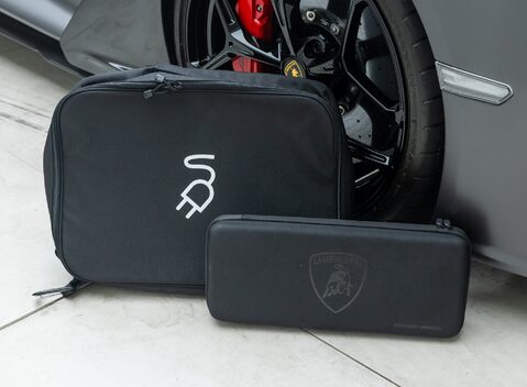 Lamborghini Revuelto 44