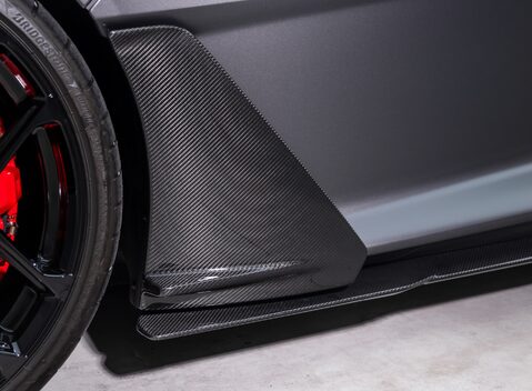 Lamborghini Revuelto 35