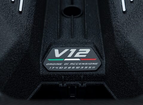 Lamborghini Revuelto 49