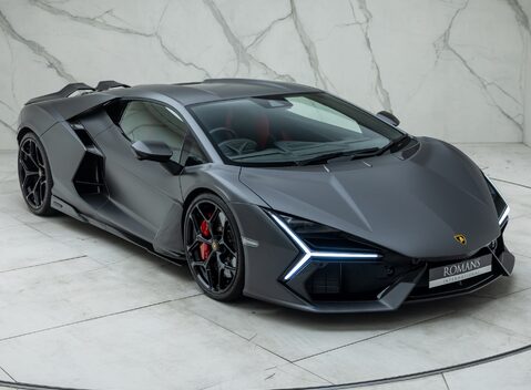 Lamborghini Revuelto 13