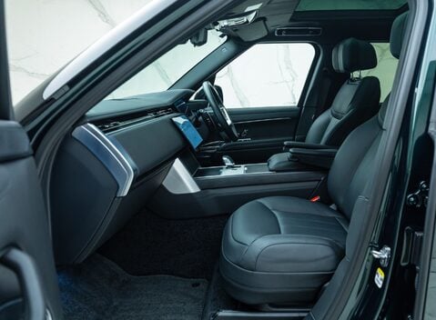 Land Rover Range Rover P530 AUTOBIOGRAPHY 21