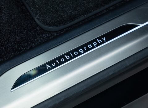 Land Rover Range Rover P530 AUTOBIOGRAPHY 27