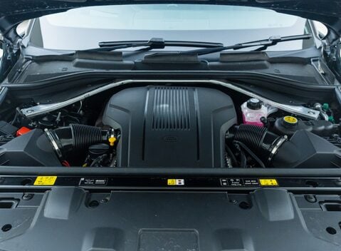 Land Rover Range Rover P530 AUTOBIOGRAPHY 37