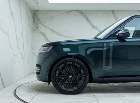 Land Rover Range Rover P530 AUTOBIOGRAPHY 35