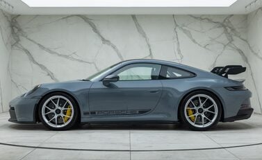 Porsche 911 GT3 (992) 5