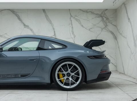 Porsche 911 GT3 (992) 43