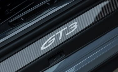 Porsche 911 GT3 (992) 27