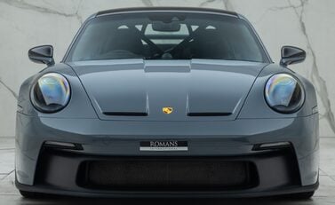 Porsche 911 GT3 (992) 7