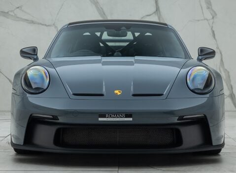 Porsche 911 GT3 (992) 7