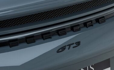 Porsche 911 GT3 (992) 40