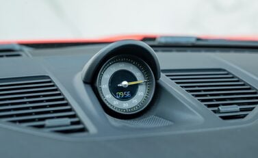 Porsche 911 GT3 (992) 22