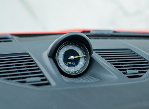 Porsche 911 GT3 (992) 22