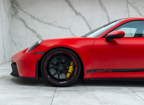 Porsche 911 GT3 (992) 41