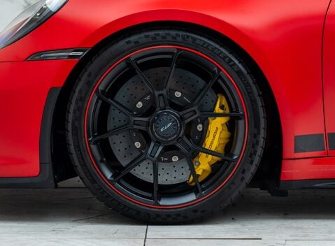 Porsche 911 GT3 (992) 32