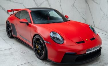 Porsche 911 GT3 (992) 11