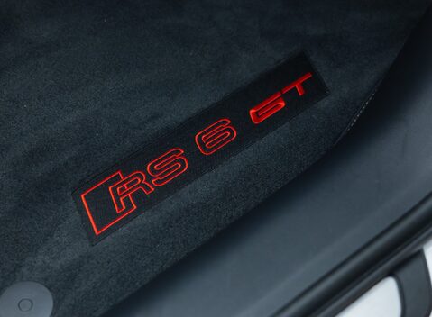 Audi RS6 GT 30