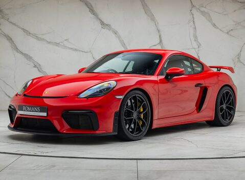Porsche Cayman GT4 (718) 1