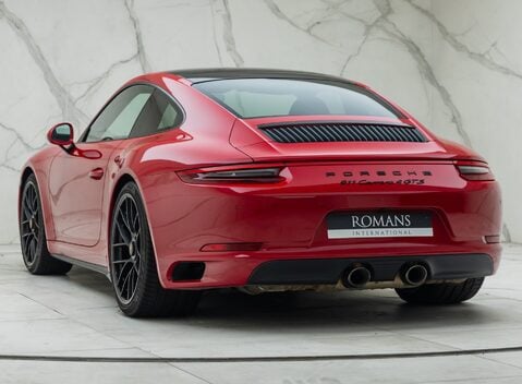 Porsche 911 Carrera 4 GTS (991.2) 10
