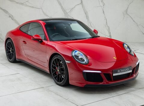 Porsche 911 Carrera 4 GTS (991.2) 11